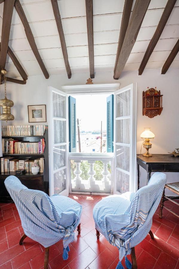 Traditional House Under The Clock Tower With Sweet View Poros Town Zewnętrze zdjęcie