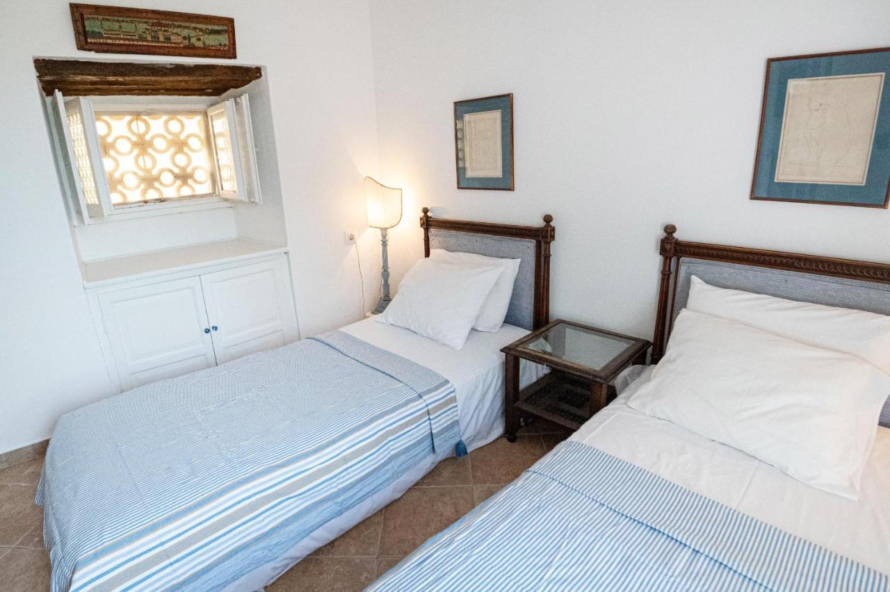 Traditional House Under The Clock Tower With Sweet View Poros Town Zewnętrze zdjęcie