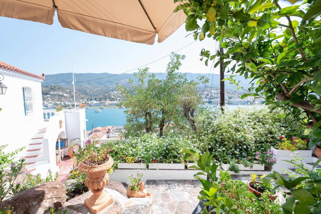 Traditional House Under The Clock Tower With Sweet View Poros Town Zewnętrze zdjęcie